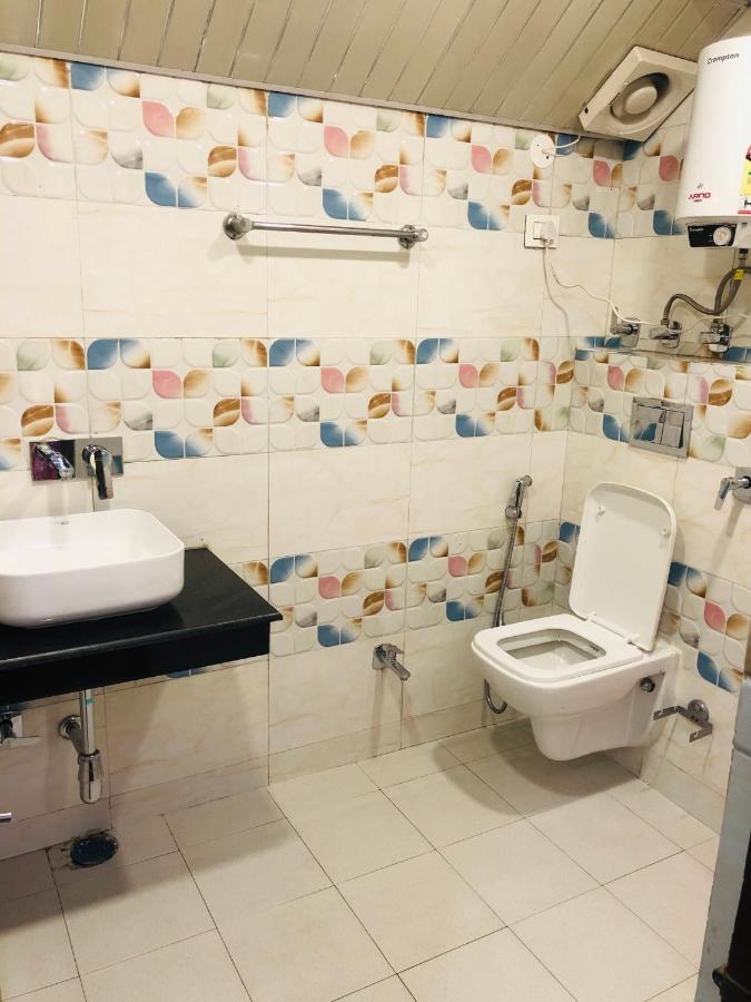 Valley Crown B&B Шимла Экстерьер фото