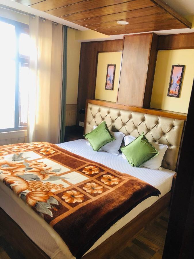 Valley Crown B&B Шимла Экстерьер фото